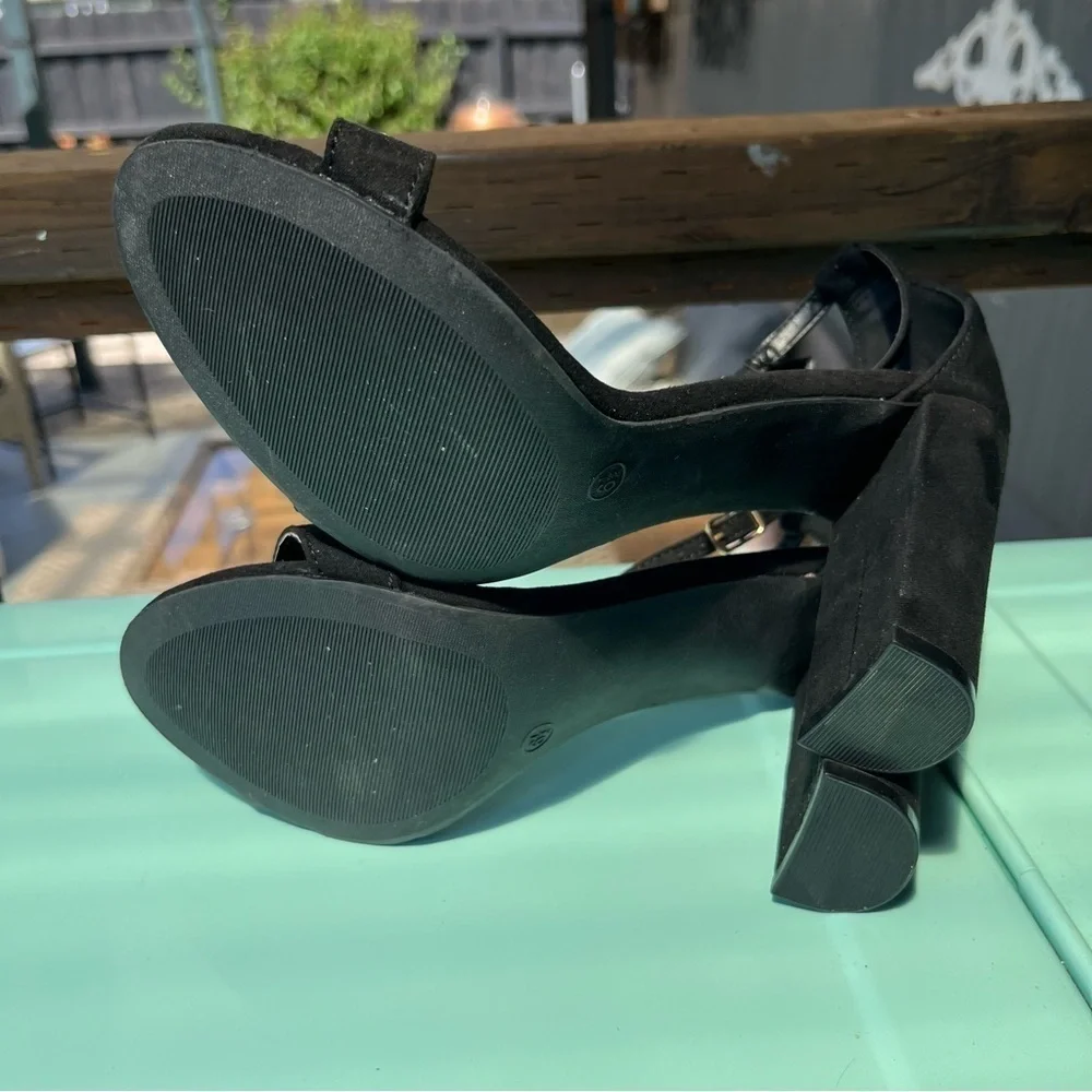Lulu’s Taylor Black Vegan Suede Ankle Strap High Heel Sandals 6.5